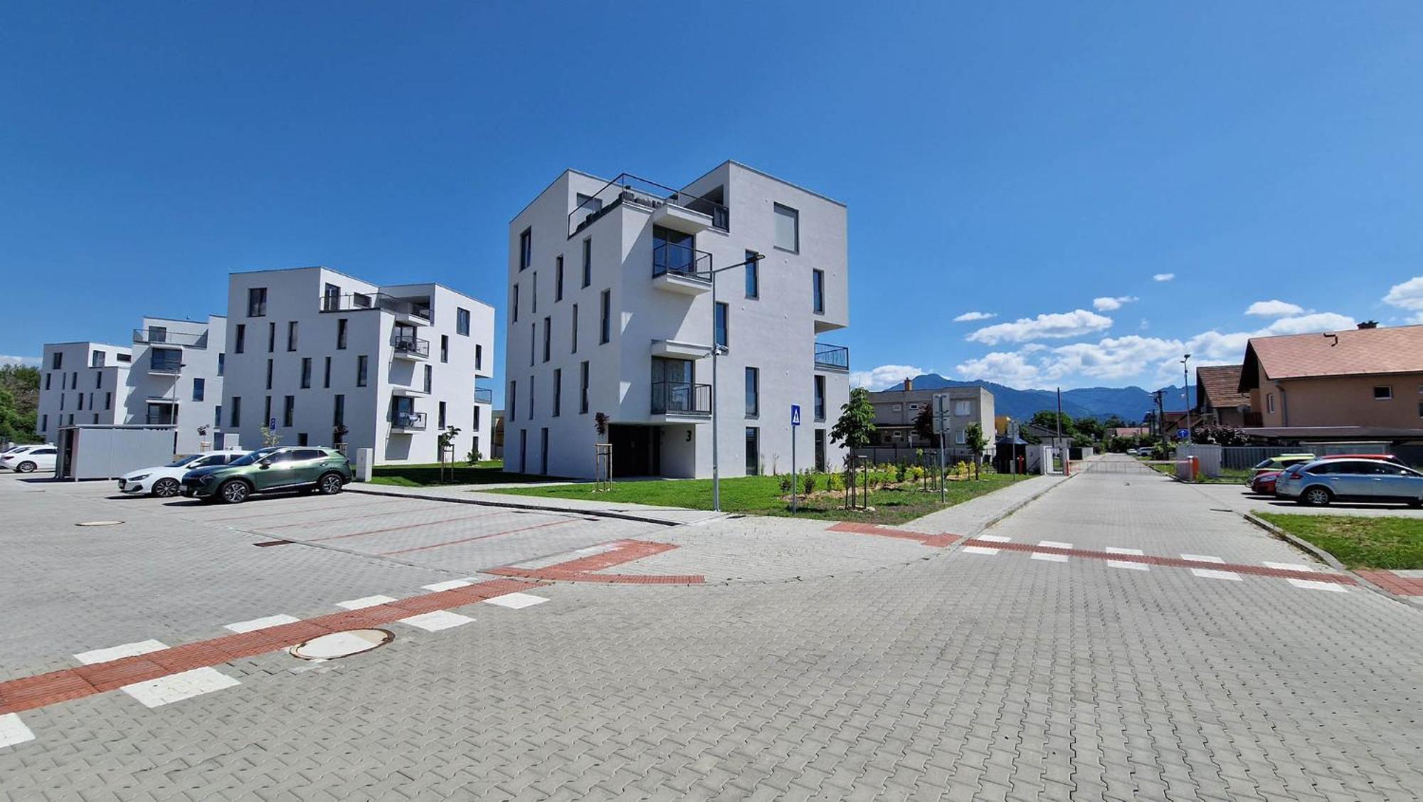 Hillshome - 84M2 Moderny Byt S Terasou Aj Saunou Liptovský Mikuláš المظهر الخارجي الصورة